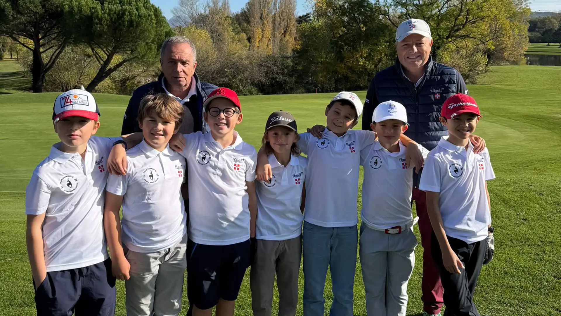 L'équipe Chamois au golf de la Valdaine